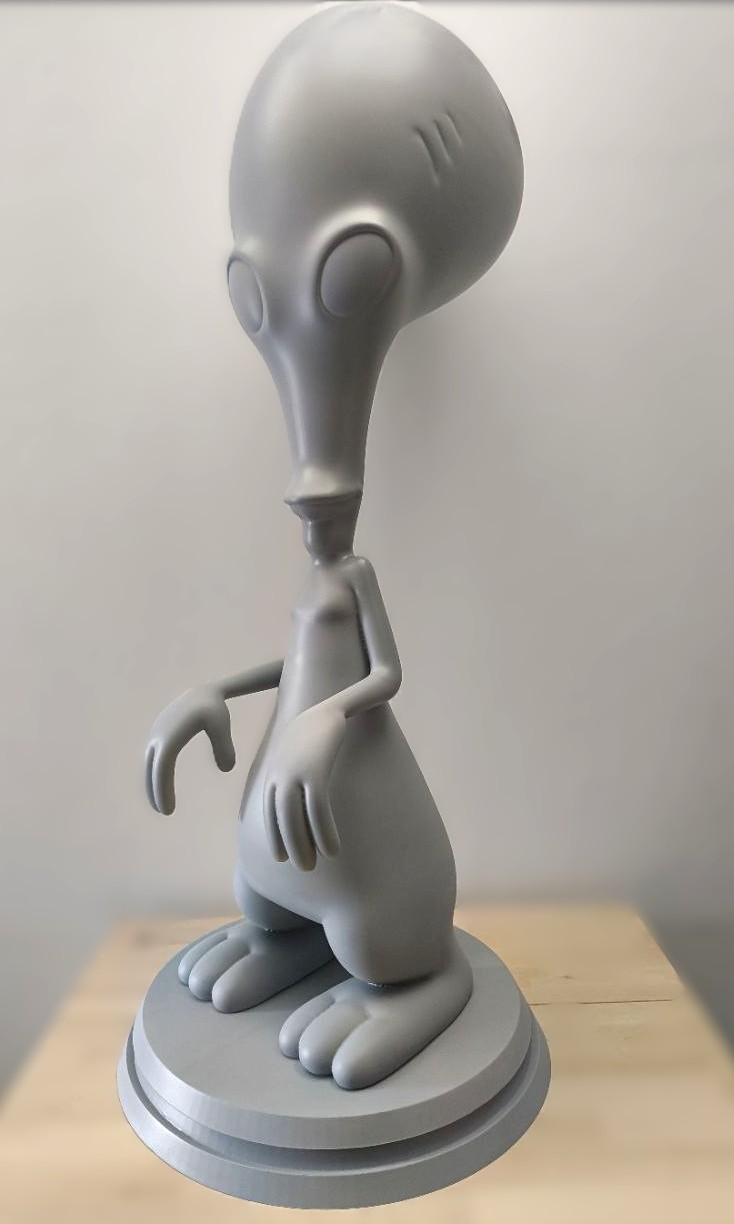 Roger 1m20 ( American Dad )