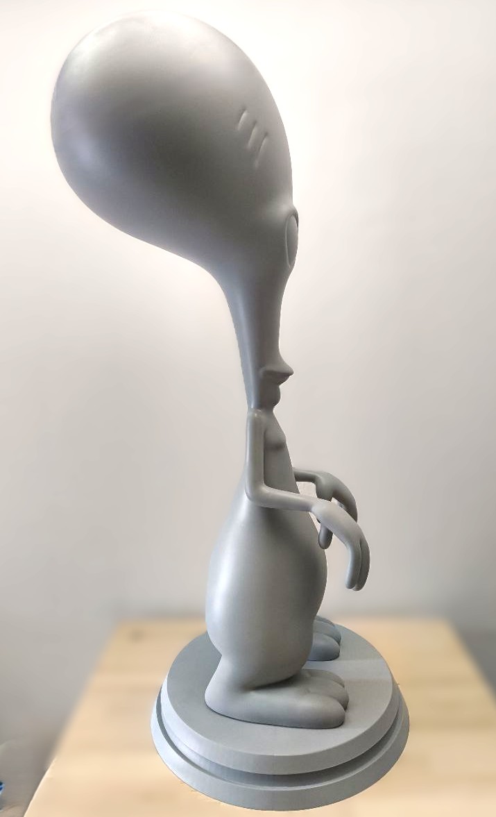 Roger 1m20 ( American Dad )